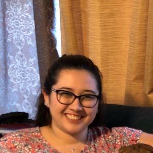 Meet your Posher, Andrea